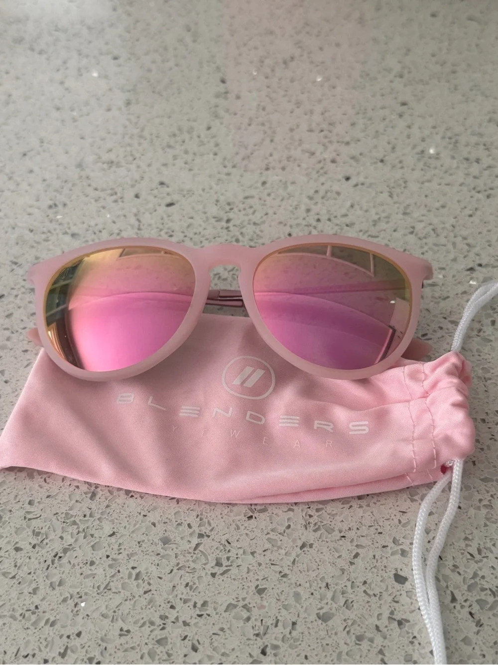 Blenders North Park Guava Queen Sunglasses Polarized Pink glasses with case